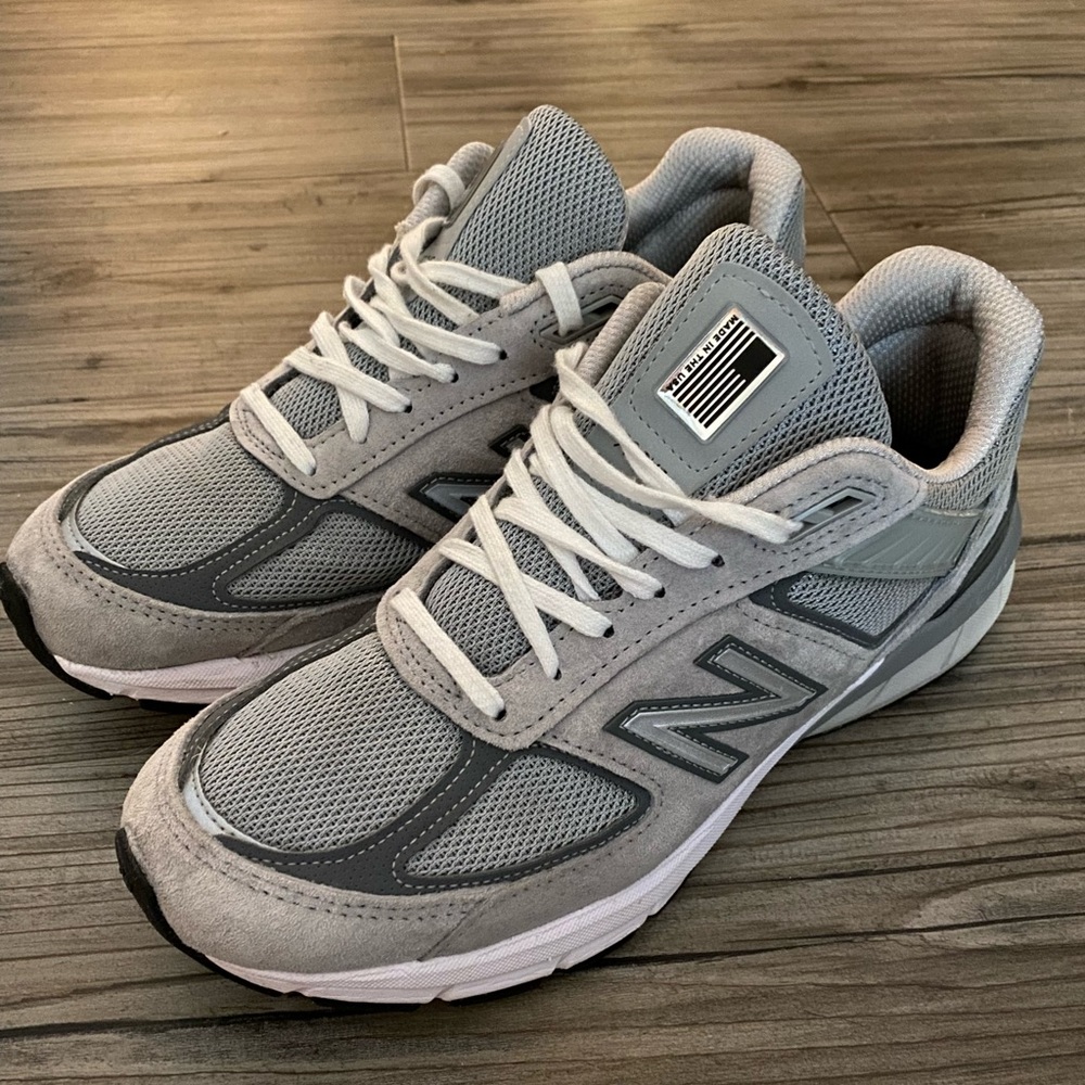 Womens New Balance 990 V5 Made in USA size 9
